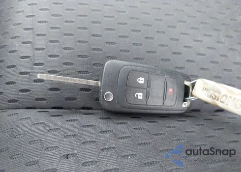 2013 Chevrolet Equinox Ls z USA, uszkodzony, nr VIN 2GNFLCEK7D6325987